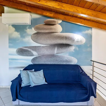 House アパート *