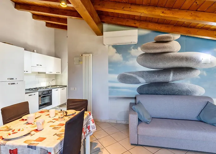 Apartament House